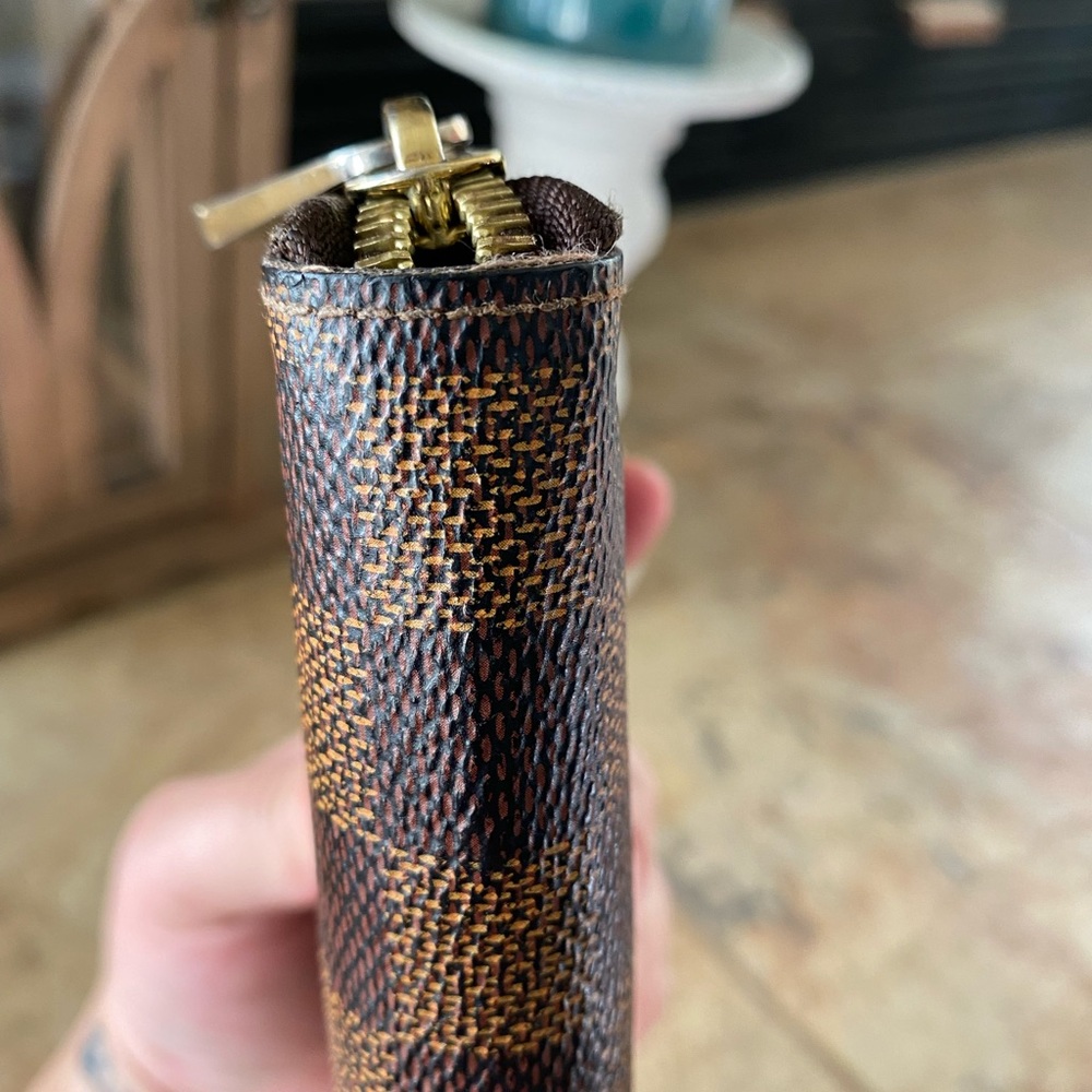 Louis Vuitton Damier Ebene Zippy Wallet - Picture 7 of 12